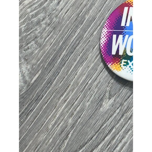 Vintage 1986 Vancouver Canada Expo 86 Invite the World! Souvenir Pinback Button - Picture 2 of 8